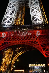 Tour Eiffel tricolore #13novembre [2015]